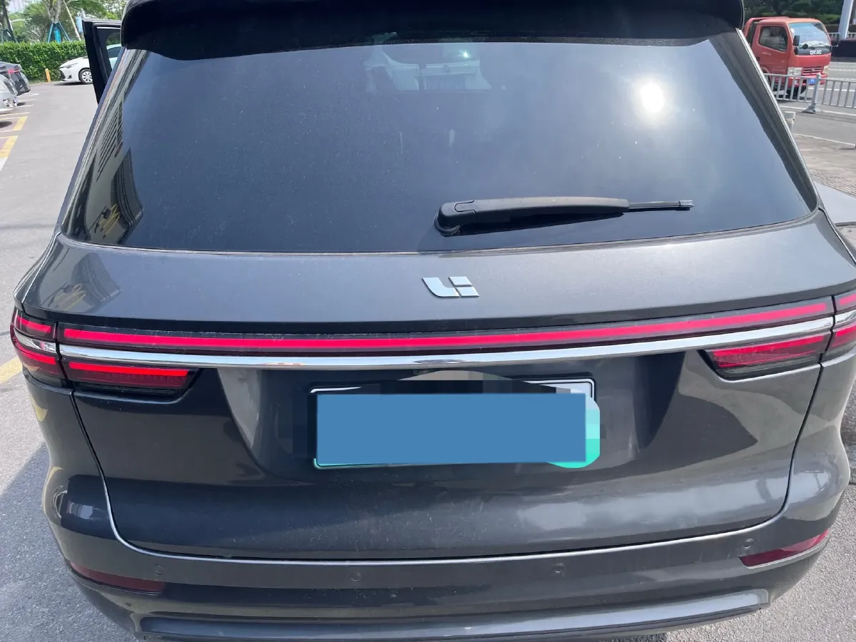 2020 Li ONE Range Extended 131HP REEV 40.5KWH,autocango,china used car exporter,china ev exporter,chinese used car exporter,chinese used ev exporter