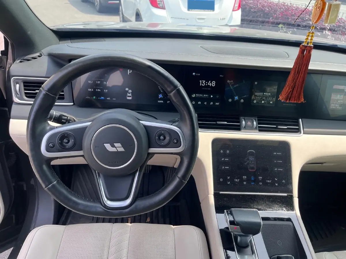 2020 Li ONE Range Extended 131HP REEV 40.5KWH,autocango,china used car exporter,china ev exporter,chinese used car exporter,chinese used ev exporter