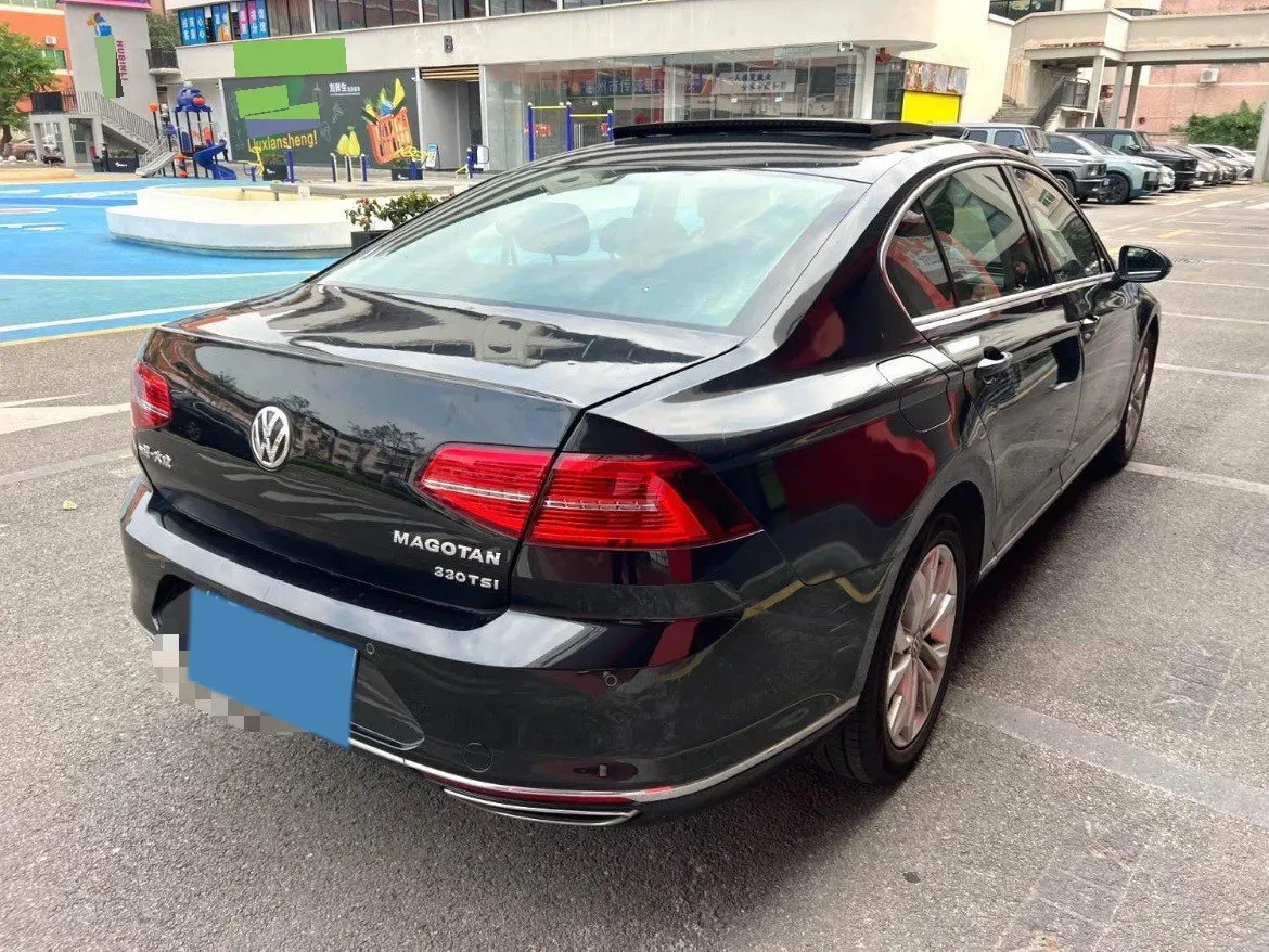 2018 Volkswagen Magotan 1.8T 180HP L4 7DCT,autocango,china used car exporter,china ev exporter,chinese used car exporter,chinese used ev exporter