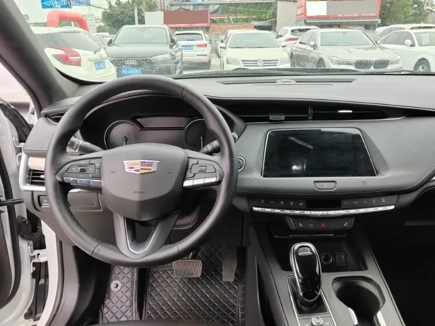 2020 Cadillac XT4 2.0T 241HP L4 9AT,autocango,china used car exporter,china ev exporter,chinese used car exporter,chinese used ev exporter