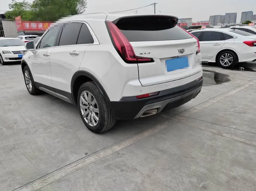 2020 Cadillac XT4 2.0T 241HP L4 9AT,autocango,china used car exporter,china ev exporter,chinese used car exporter,chinese used ev exporter