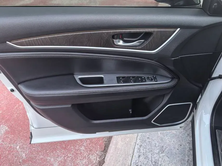 2020 Honda Avancier 2.0T 272HP L4 9AT,autocango,china used car exporter,china ev exporter,chinese used car exporter,chinese used ev exporter