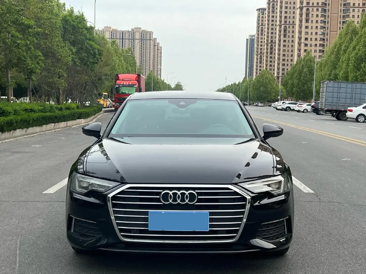 2020 Audi A6L 2.0T 224HP L4 7DCT,autocango,china used car exporter,china ev exporter,chinese used car exporter,chinese used ev exporter