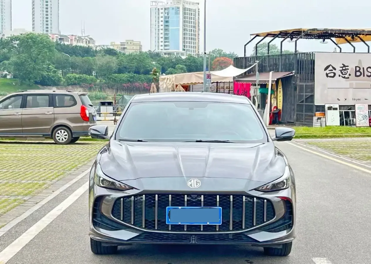 2025 MG 5 1.5T 181HP L4 7DCT,autocango,china used car exporter,china ev exporter,chinese used car exporter,chinese used ev exporter