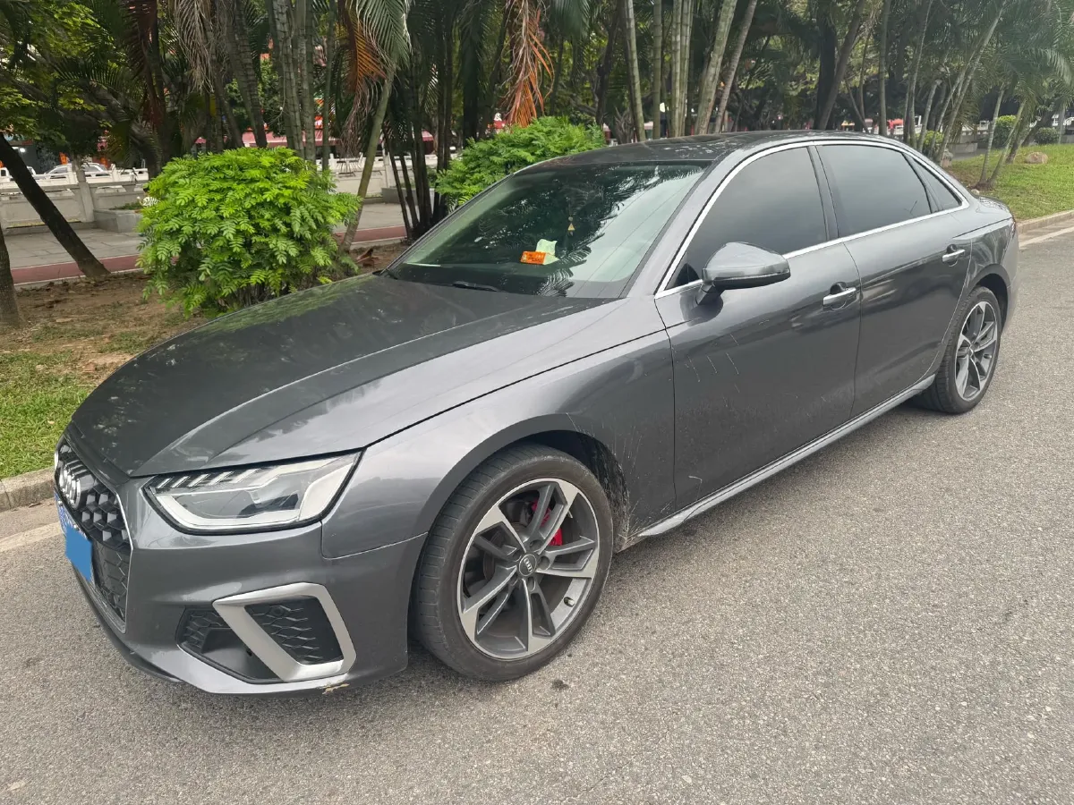 2020 Audi A4L 2.0T 190HP L4 7DCT,autocango,china used car exporter,china ev exporter,chinese used car exporter,chinese used ev exporter