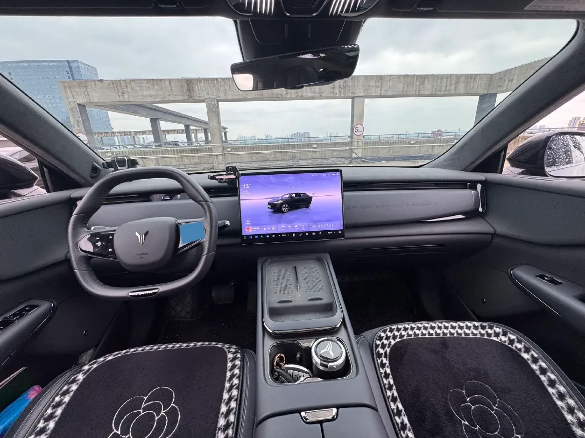 2024 Voyah ZhiYin BEV 77KWH,autocango,china used car exporter,china ev exporter,chinese used car exporter,chinese used ev exporter