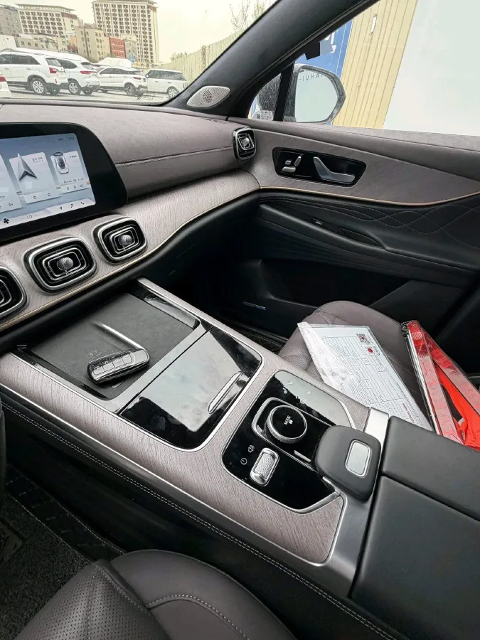 2025 Chery Tiggo 9 2.0T 261HP L4 8AT,autocango,china used car exporter,china ev exporter,chinese used car exporter,chinese used ev exporter