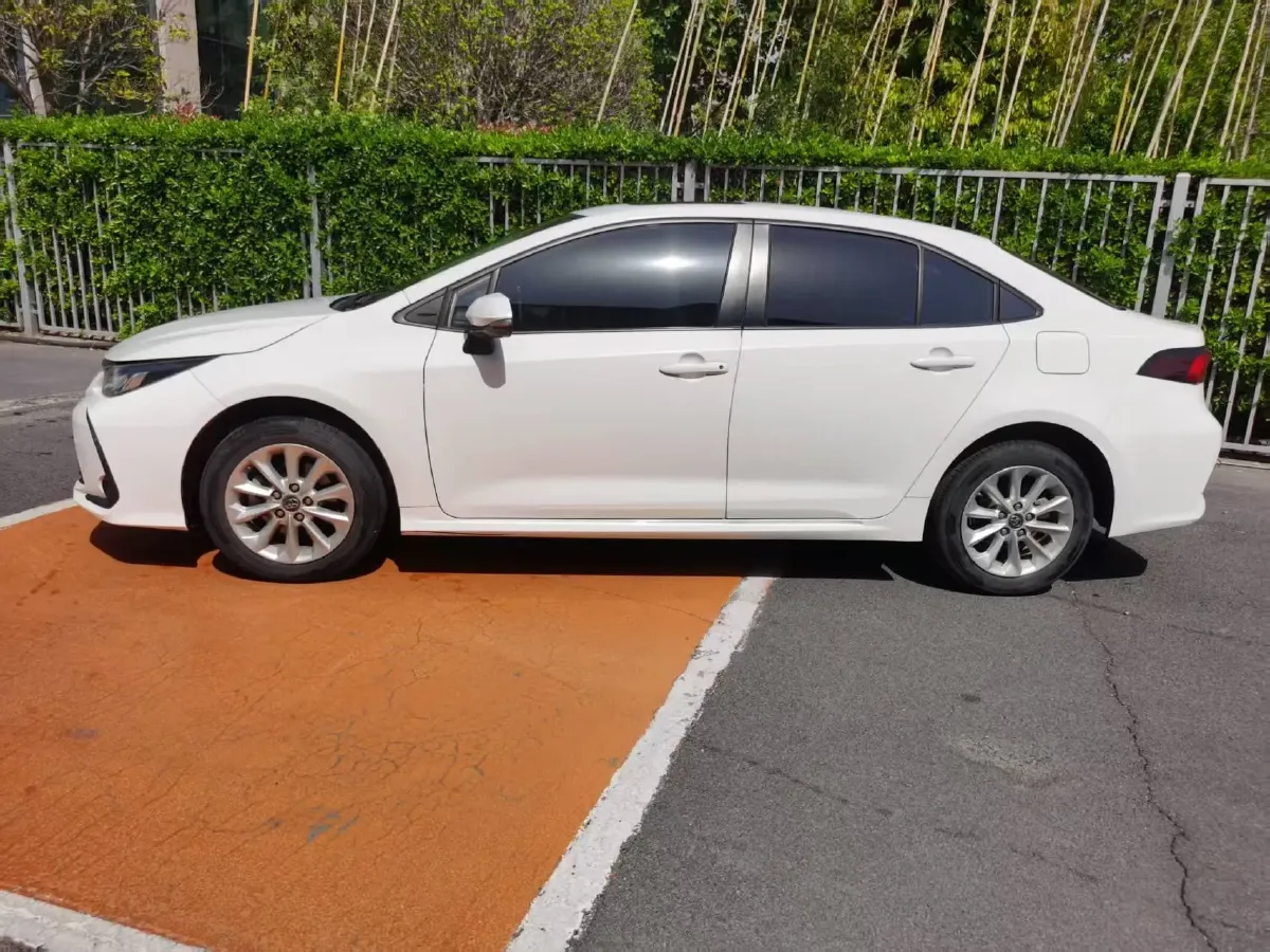 2021 Toyota Corolla 1.2T 116HP L4 CVT,autocango,china used car exporter,china ev exporter,chinese used car exporter,chinese used ev exporter
