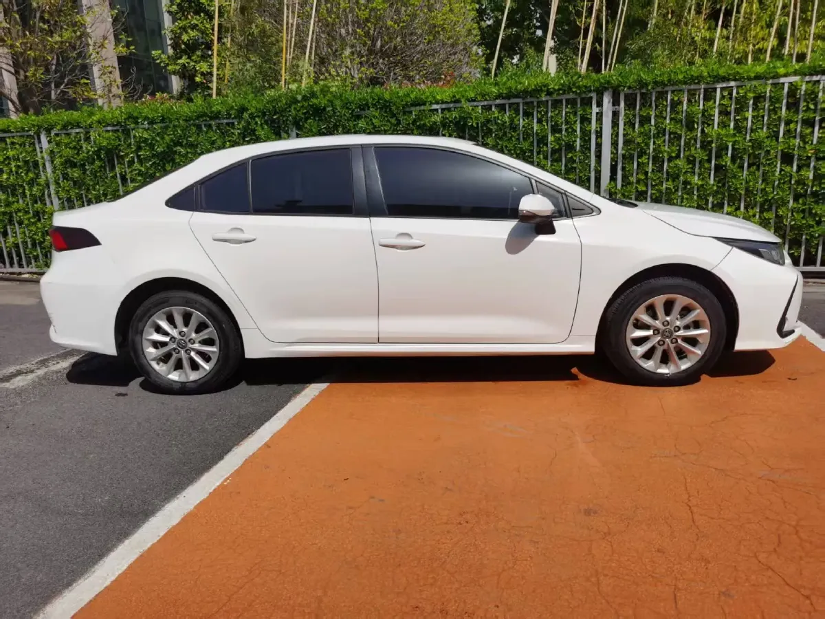 2021 Toyota Corolla 1.2T 116HP L4 CVT,autocango,china used car exporter,china ev exporter,chinese used car exporter,chinese used ev exporter