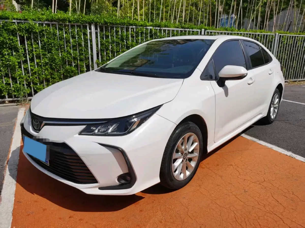 2021 Toyota Corolla 1.2T 116HP L4 CVT,autocango,china used car exporter,china ev exporter,chinese used car exporter,chinese used ev exporter