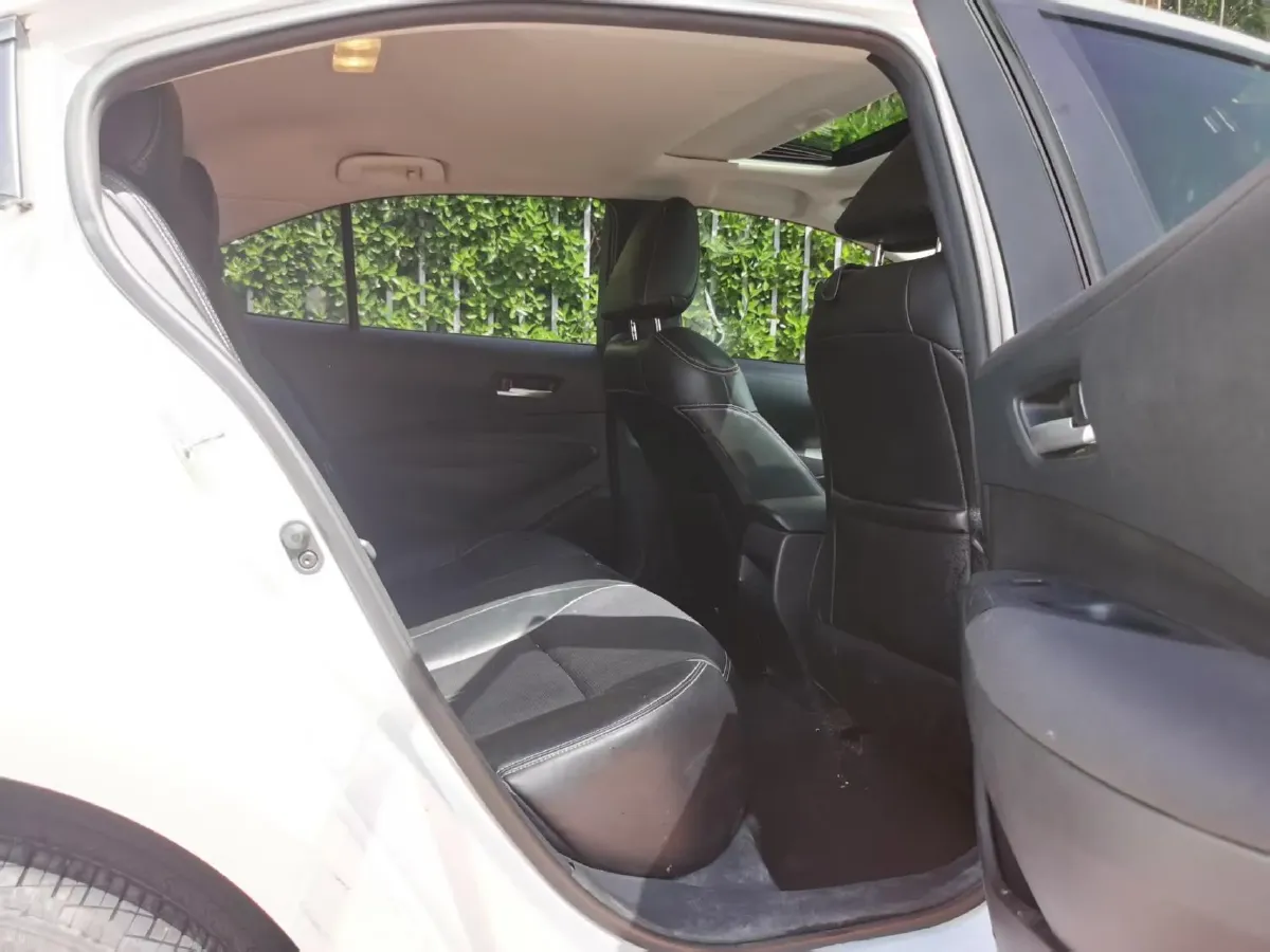 2021 Toyota Corolla 1.2T 116HP L4 CVT,autocango,china used car exporter,china ev exporter,chinese used car exporter,chinese used ev exporter