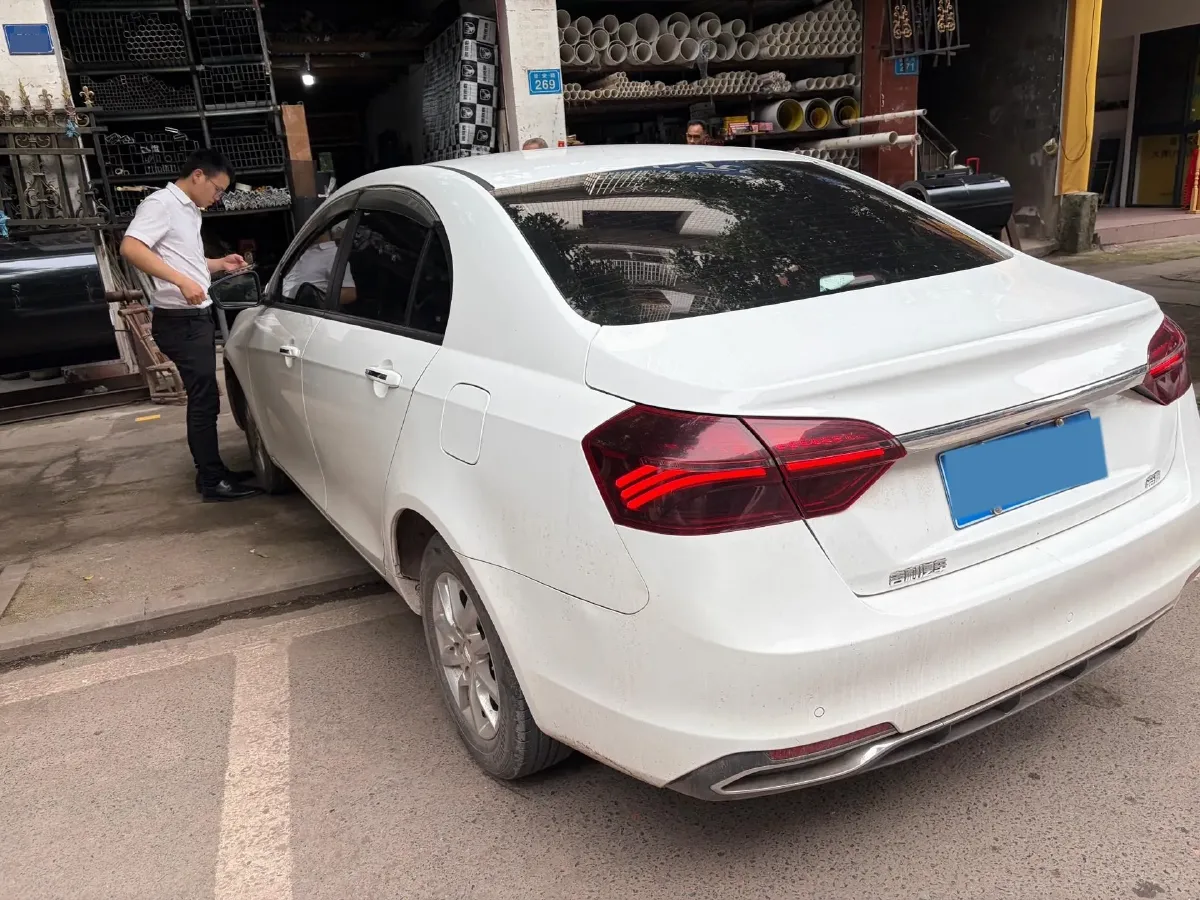 2020 Geely Emgrand 1.5L 109HP L4 CVT,autocango,china used car exporter,china ev exporter,chinese used car exporter,chinese used ev exporter