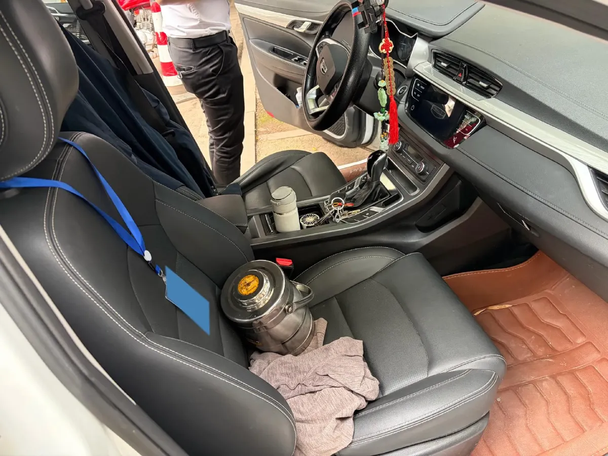 2020 Geely Emgrand 1.5L 109HP L4 CVT,autocango,china used car exporter,china ev exporter,chinese used car exporter,chinese used ev exporter