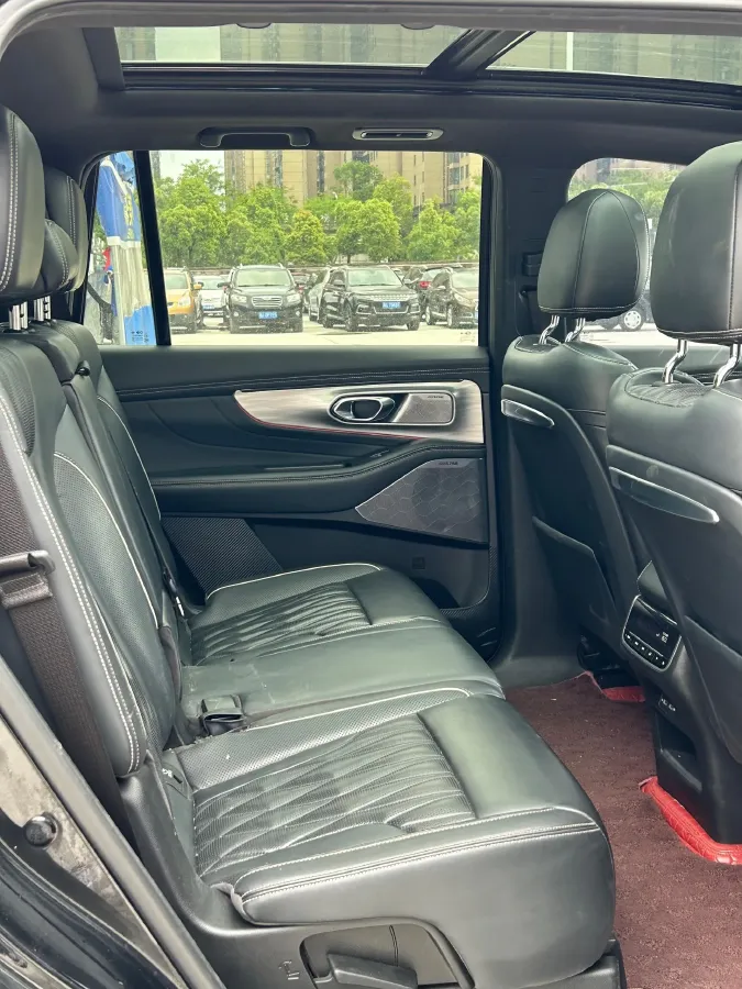 2022 GAC Trumpchi GS8 2.0T 252HP L4 8AT,autocango,china used car exporter,china ev exporter,chinese used car exporter,chinese used ev exporter