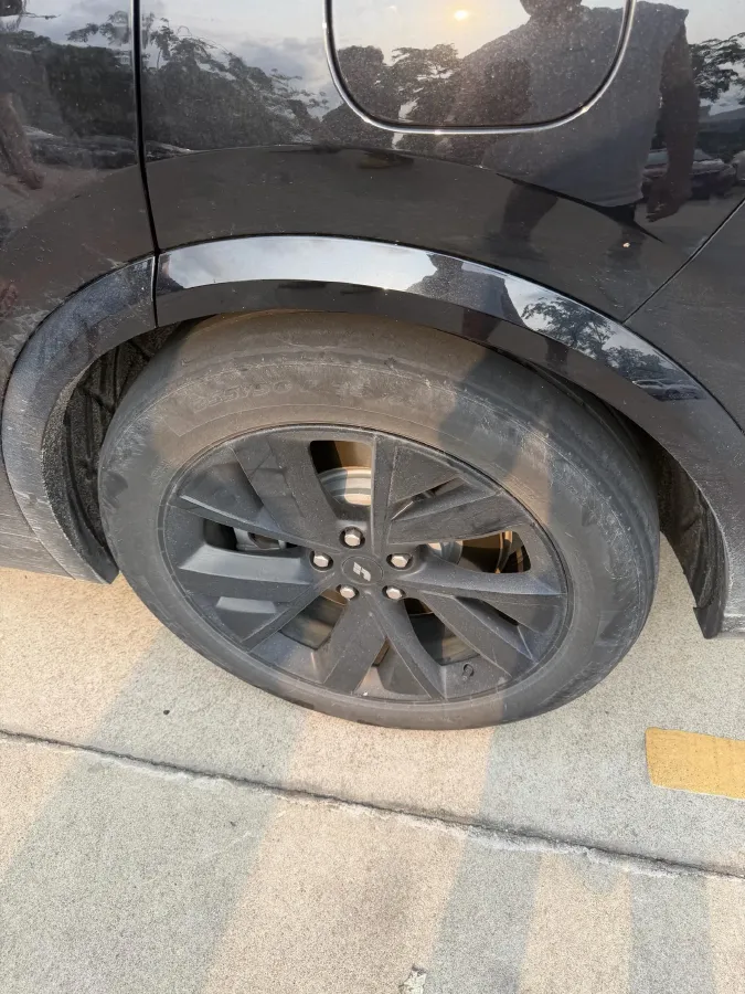 2023 Li L7 Range Extended 154HP REEV 40.9KWH,autocango,china used car exporter,china ev exporter,chinese used car exporter,chinese used ev exporter