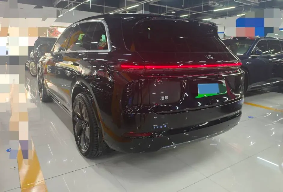2024 Li L8 Range Extended 154HP REEV 42.8KWH,autocango,china used car exporter,china ev exporter,chinese used car exporter,chinese used ev exporter
