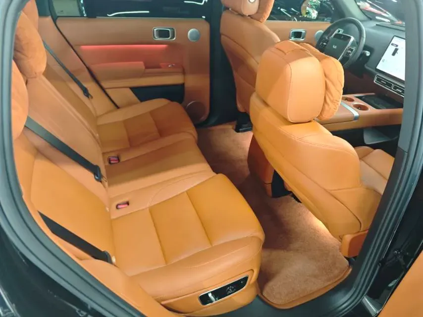 2024 Li L8 Range Extended 154HP REEV 42.8KWH,autocango,china used car exporter,china ev exporter,chinese used car exporter,chinese used ev exporter