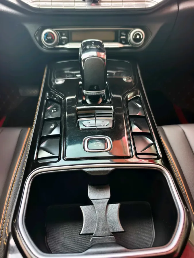 2021 Bestune T77 1.5T 169HP L4 7DCT,autocango,china used car exporter,china ev exporter,chinese used car exporter,chinese used ev exporter