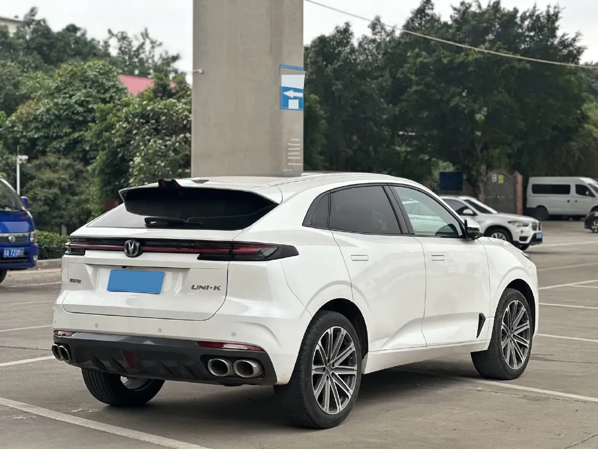 2021 ChangAn UNI-K 2.0T 233HP L4 8AT,autocango,china used car exporter,china ev exporter,chinese used car exporter,chinese used ev exporter