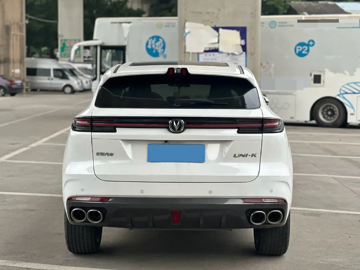 2021 ChangAn UNI-K 2.0T 233HP L4 8AT,autocango,china used car exporter,china ev exporter,chinese used car exporter,chinese used ev exporter