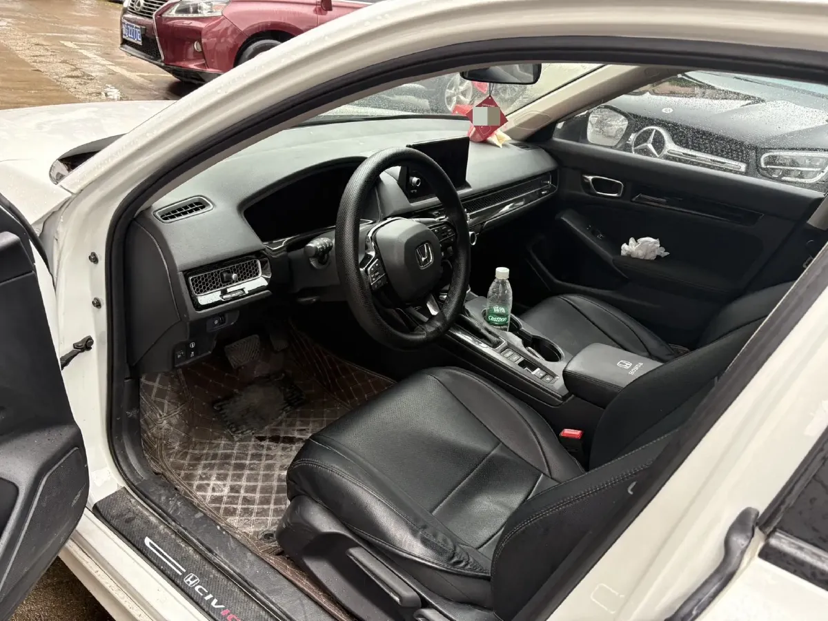 2023 Honda Civic 1.5T 182HP L4 CVT,autocango,china used car exporter,china ev exporter,chinese used car exporter,chinese used ev exporter