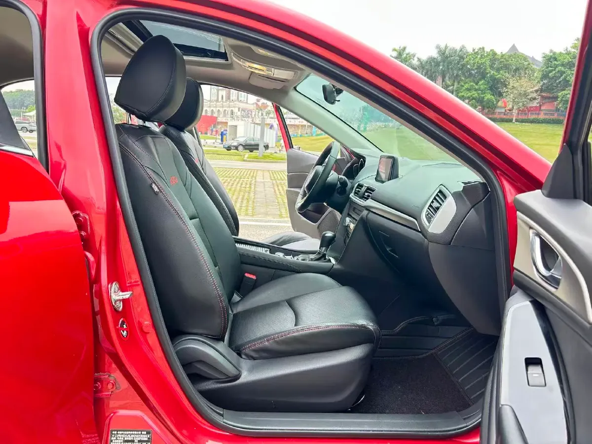 2017 Mazda 3 Axela 1.5L 117HP L4 6AT,autocango,china used car exporter,china ev exporter,chinese used car exporter,chinese used ev exporter