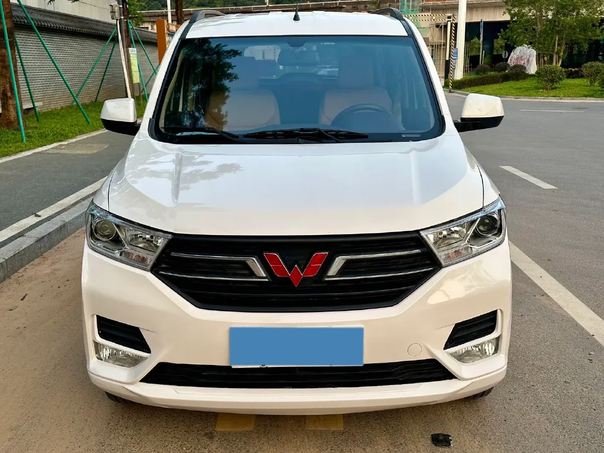 2021 Yema SiPaiKa 1.5L 109HP L4 5MT,autocango,china used car exporter,china ev exporter,chinese used car exporter,chinese used ev exporter