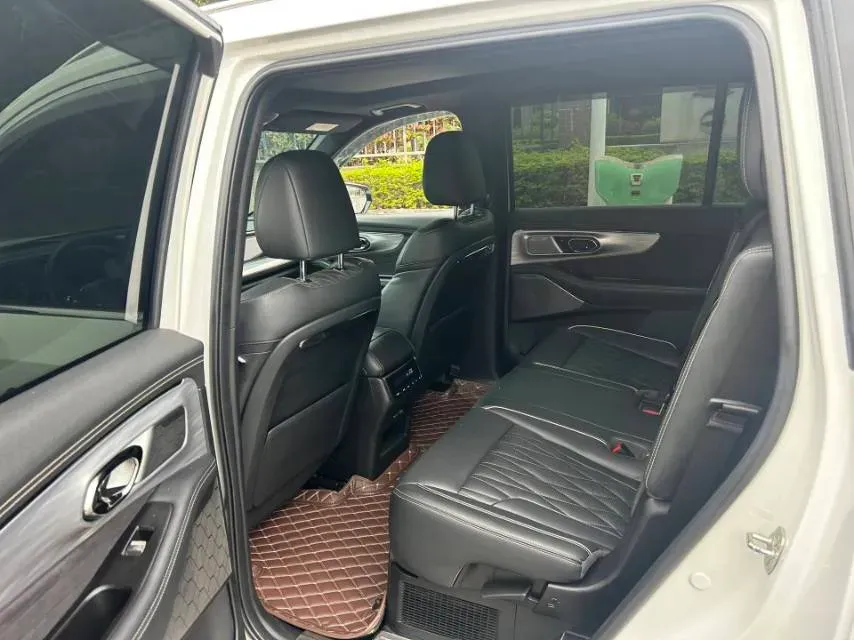 2022 GAC Trumpchi GS8 2.0T 190HP L4 E-CVT Hybrid,autocango,china used car exporter,china ev exporter,chinese used car exporter,chinese used ev exporter