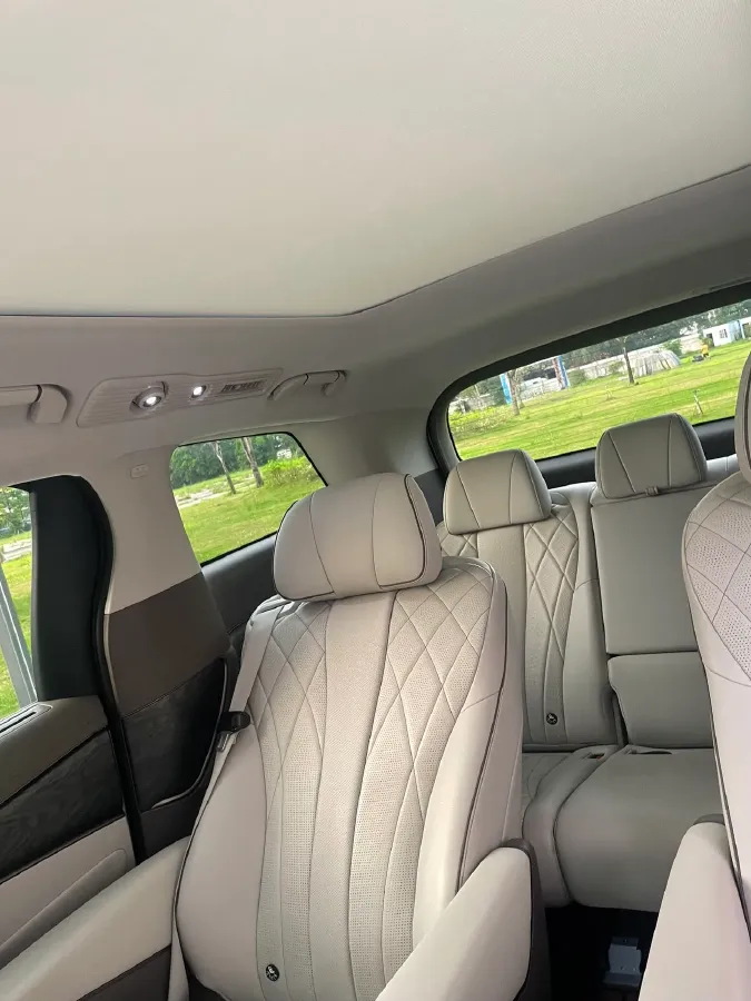 2022 HongQi HS7 3.0T 337HP V6 8AT,autocango,china used car exporter,china ev exporter,chinese used car exporter,chinese used ev exporter