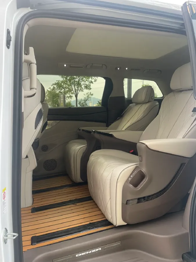 2022 HongQi HS7 3.0T 337HP V6 8AT,autocango,china used car exporter,china ev exporter,chinese used car exporter,chinese used ev exporter