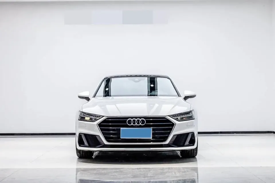 2021 Audi A7 2.0T 245HP L4 7DCT,autocango,china used car exporter,china ev exporter,chinese used car exporter,chinese used ev exporter