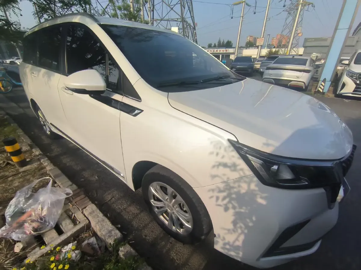 2022 WuLing KaiJie 1.5T 147HP L4 CVT,autocango,china used car exporter,china ev exporter,chinese used car exporter,chinese used ev exporter