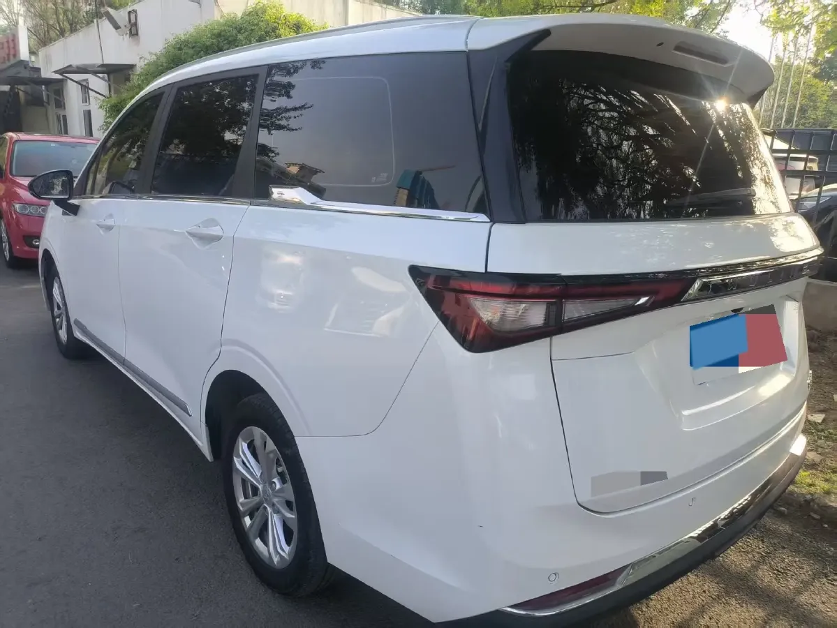 2022 WuLing KaiJie 1.5T 147HP L4 CVT,autocango,china used car exporter,china ev exporter,chinese used car exporter,chinese used ev exporter