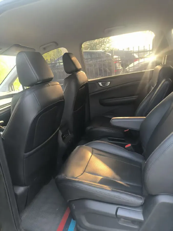 2022 WuLing KaiJie 1.5T 147HP L4 CVT,autocango,china used car exporter,china ev exporter,chinese used car exporter,chinese used ev exporter