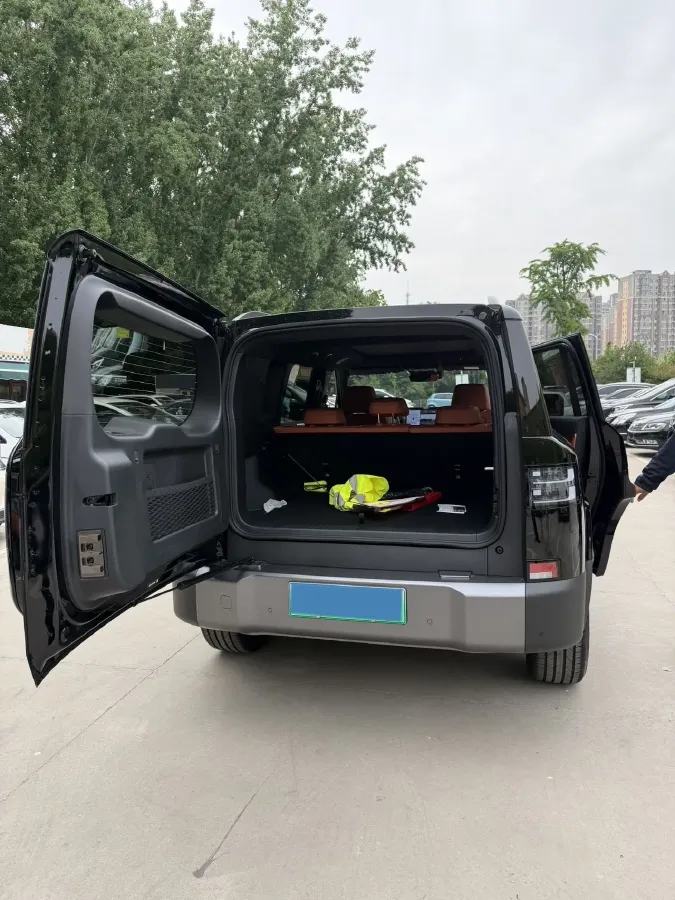 2025 FangChengBao Tai 7 1.5T 156HP L4 E-CVT PHEV,autocango,china used car exporter,china ev exporter,chinese used car exporter,chinese used ev exporter