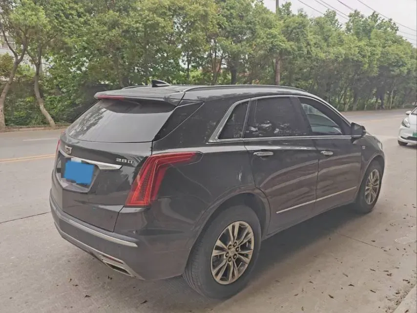 2021 Cadillac XT5 2.0T 237HP L4 9AT,autocango,china used car exporter,china ev exporter,chinese used car exporter,chinese used ev exporter