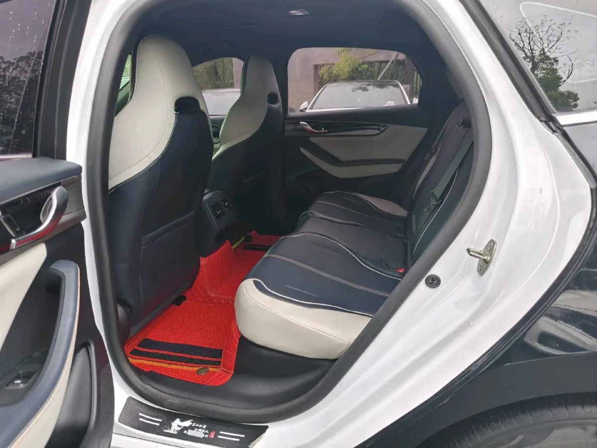 2021 Haval F7 1.5T 169HP L4 7DCT,autocango,china used car exporter,china ev exporter,chinese used car exporter,chinese used ev exporter