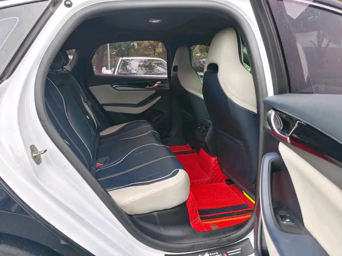 2021 Haval F7 1.5T 169HP L4 7DCT,autocango,china used car exporter,china ev exporter,chinese used car exporter,chinese used ev exporter