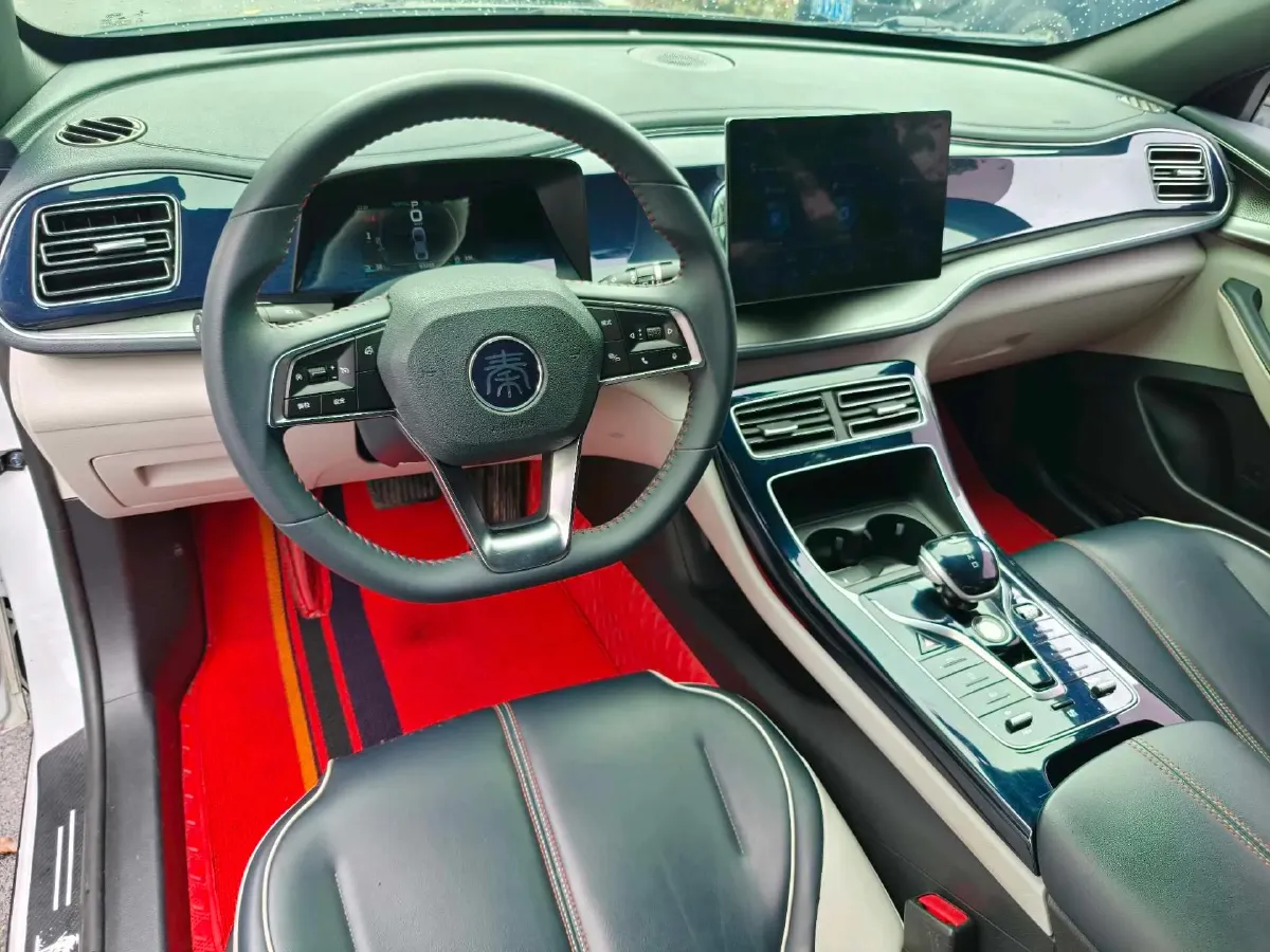 2021 Haval F7 1.5T 169HP L4 7DCT,autocango,china used car exporter,china ev exporter,chinese used car exporter,chinese used ev exporter