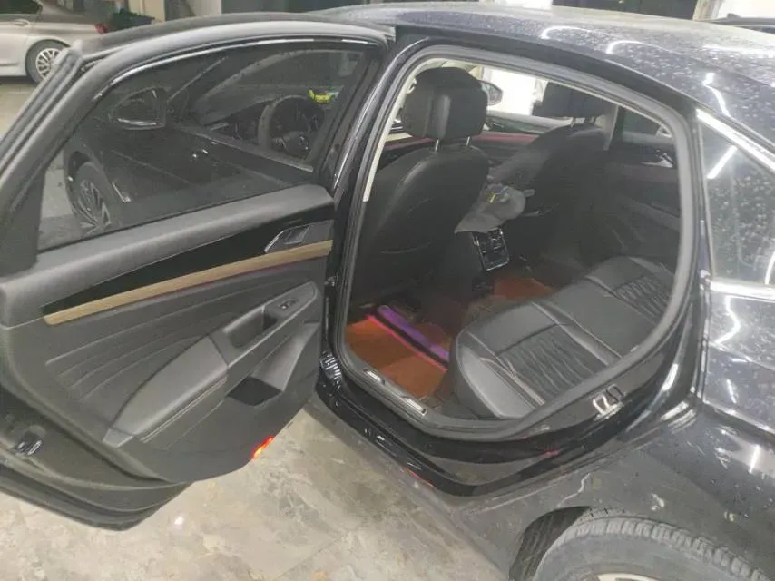 2020 Volkswagen Passat 2.0T 186HP L4 7DCT,autocango,china used car exporter,china ev exporter,chinese used car exporter,chinese used ev exporter