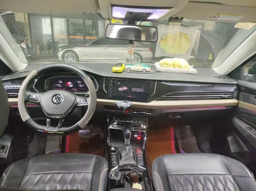 2020 Volkswagen Passat 2.0T 186HP L4 7DCT,autocango,china used car exporter,china ev exporter,chinese used car exporter,chinese used ev exporter