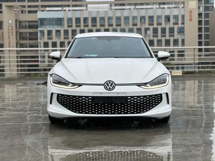 2022 Jetour DASHING i-DM 1.5T 156HP L4 3DHT PHEV 19.27KWH,autocango,china used car exporter,china ev exporter,chinese used car exporter,chinese used ev exporter