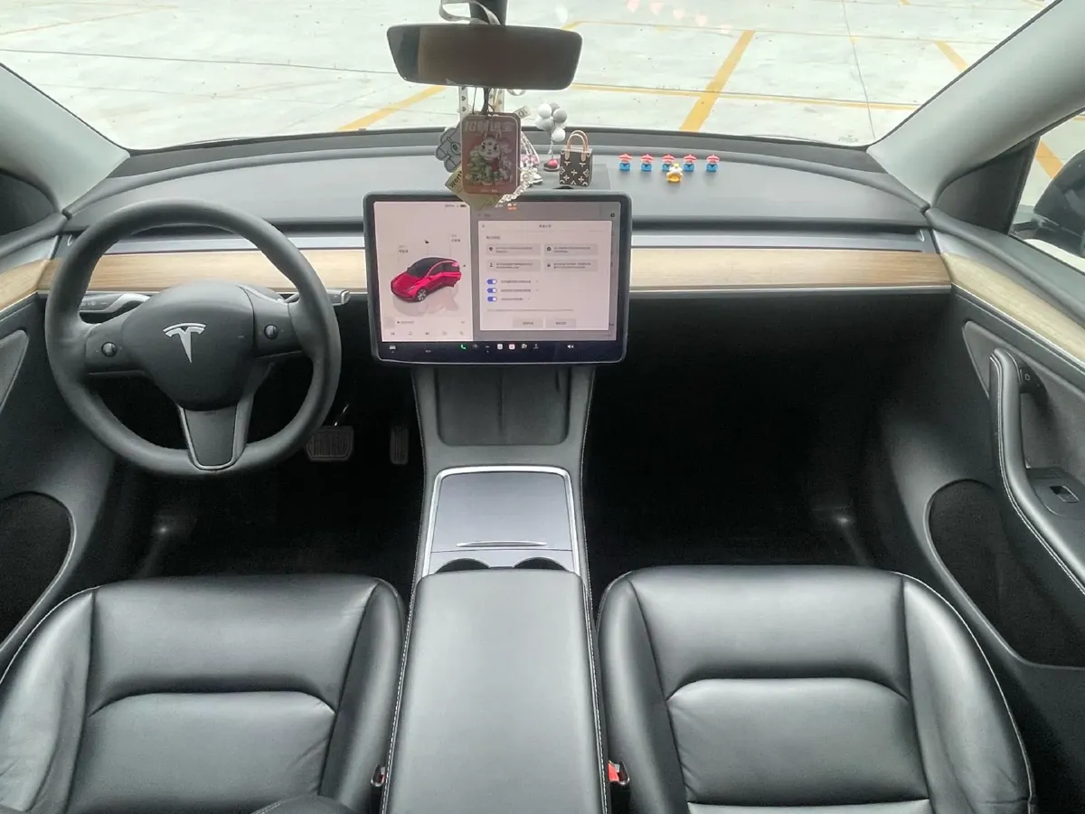 2022 Tesla Model Y BEV 60KWH,autocango,china used car exporter,china ev exporter,chinese used car exporter,chinese used ev exporter