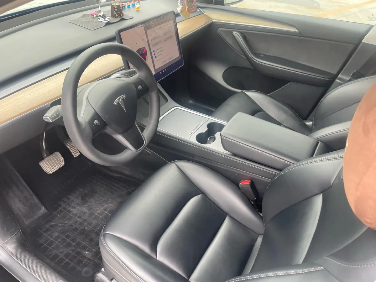 2022 Tesla Model Y BEV 60KWH,autocango,china used car exporter,china ev exporter,chinese used car exporter,chinese used ev exporter