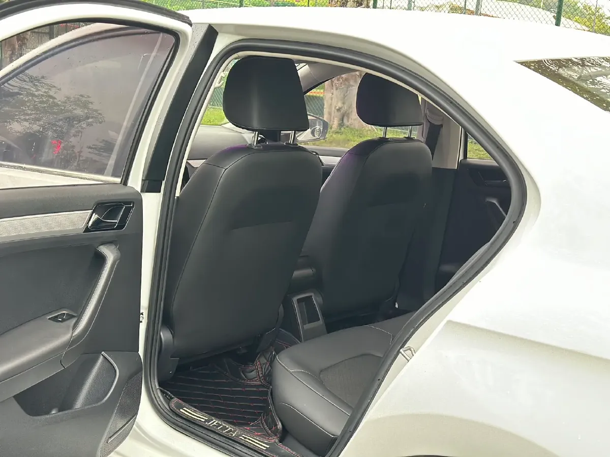 2019 Jetta VA3 1.5L 112HP L4 6AT,autocango,china used car exporter,china ev exporter,chinese used car exporter,chinese used ev exporter