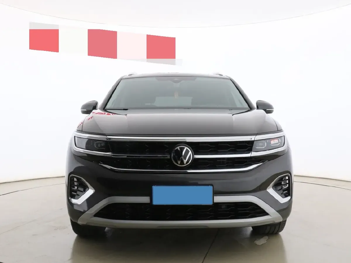 2022 Volkswagen Talagon 2.5T 299HP V6 7DCT,autocango,china used car exporter,china ev exporter,chinese used car exporter,chinese used ev exporter