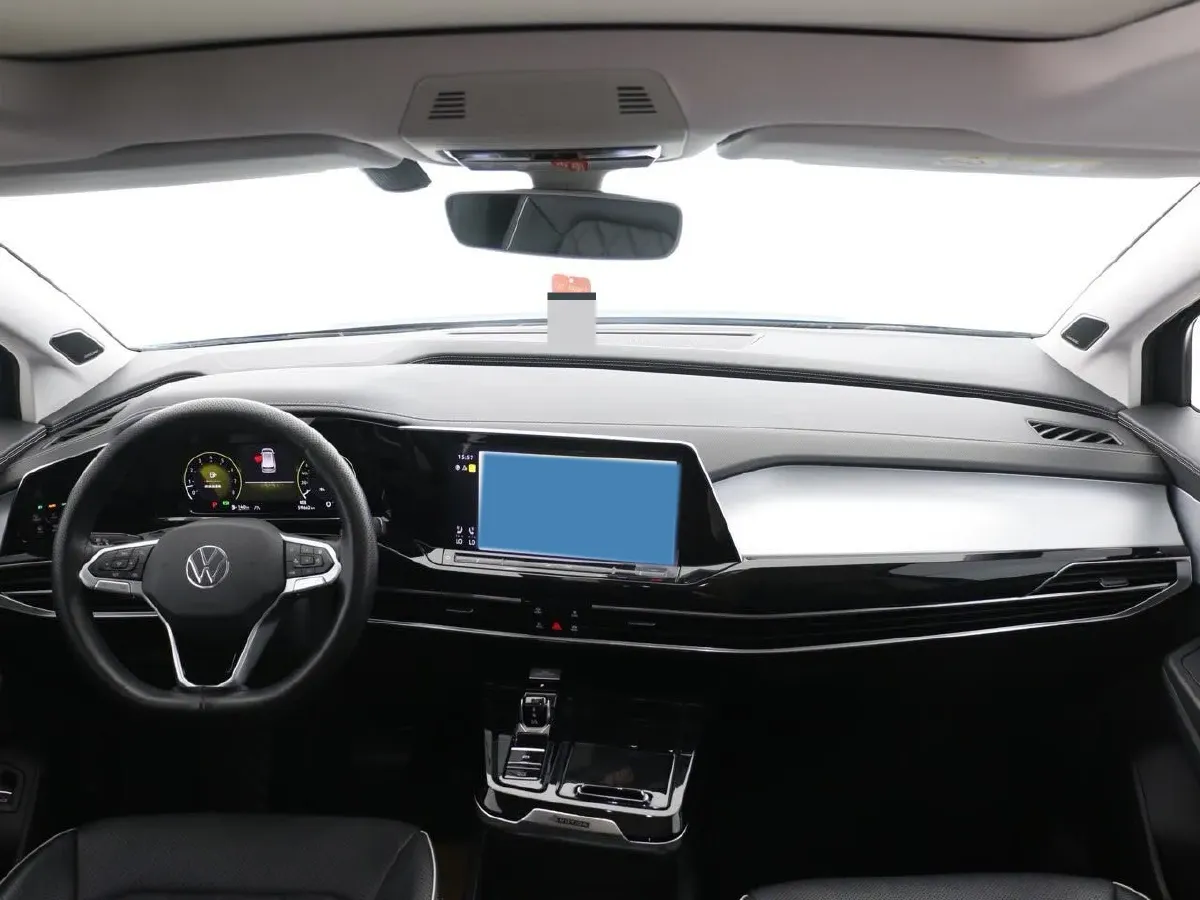 2022 Volkswagen Talagon 2.5T 299HP V6 7DCT,autocango,china used car exporter,china ev exporter,chinese used car exporter,chinese used ev exporter