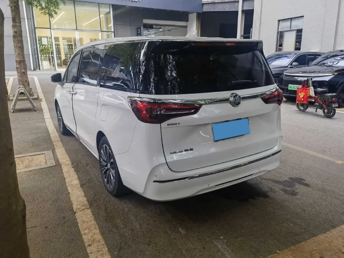 2020 Buick GL8 2.0T 237HP L4 9AT,autocango,china used car exporter,china ev exporter,chinese used car exporter,chinese used ev exporter