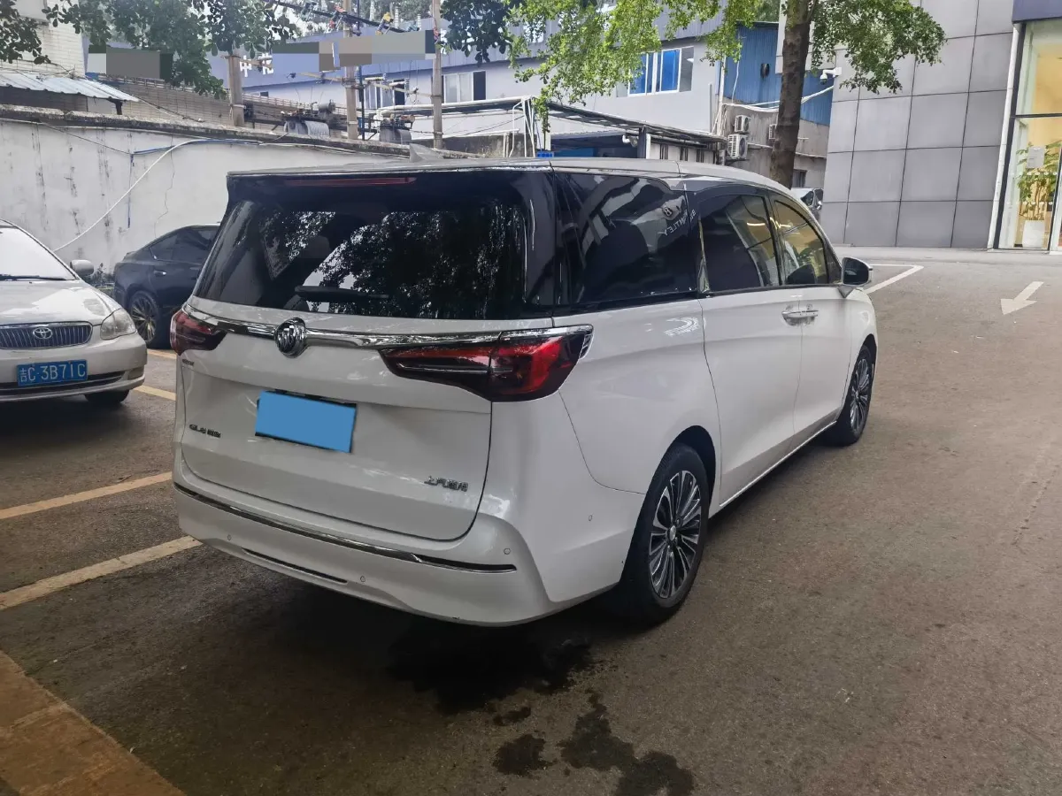 2020 Buick GL8 2.0T 237HP L4 9AT,autocango,china used car exporter,china ev exporter,chinese used car exporter,chinese used ev exporter