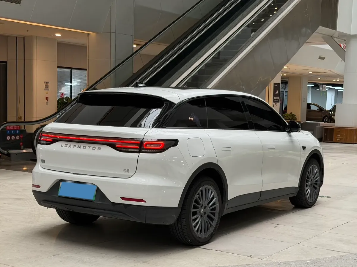 2023 Leapmotor C11 1.5L 95HP L4 REEV 43.74KWH,autocango,china used car exporter,china ev exporter,chinese used car exporter,chinese used ev exporter